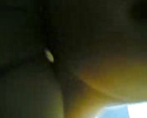 Maláj - tujah poen isap tetek